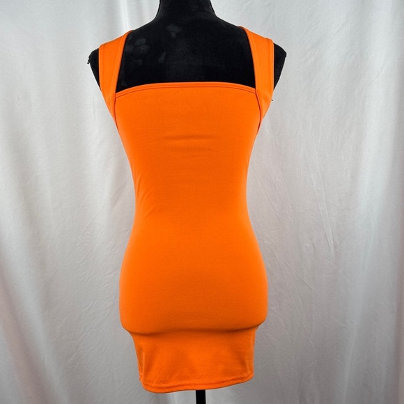 Mica’s Orange Sleeveless Club Y2K Dress - Picture 3 of 4